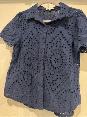 Skies Are Blue Navy Eyelet Button-Down Short Sleeve Shirt